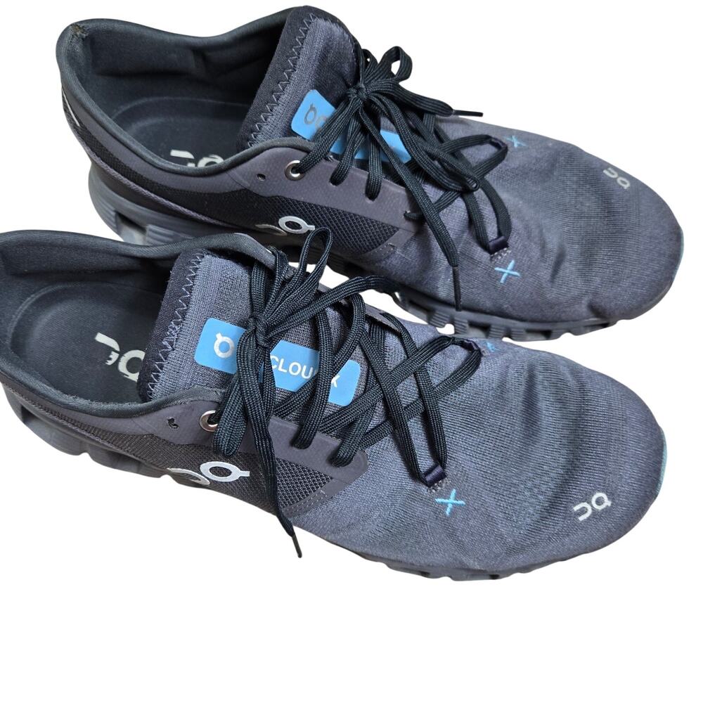 Men’s On Cloud X3 running sneakers mens sz 10.5. flaws